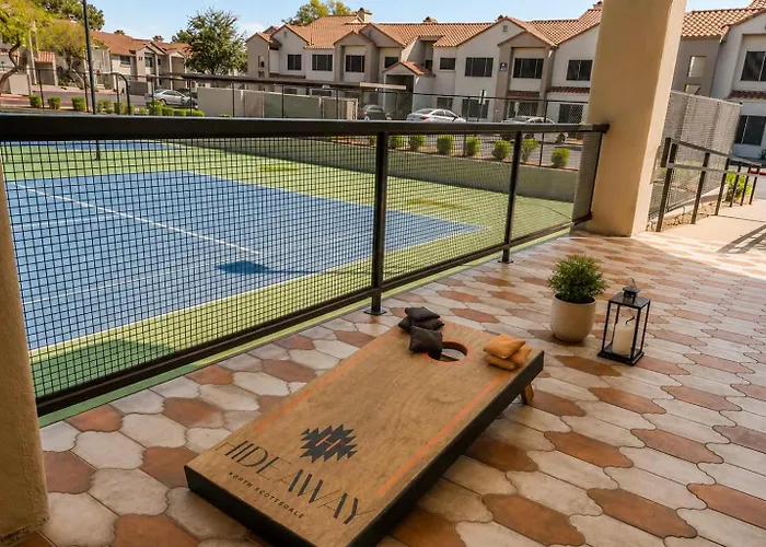 Appartement Stylish Retreat Pools Gym Scottsdale